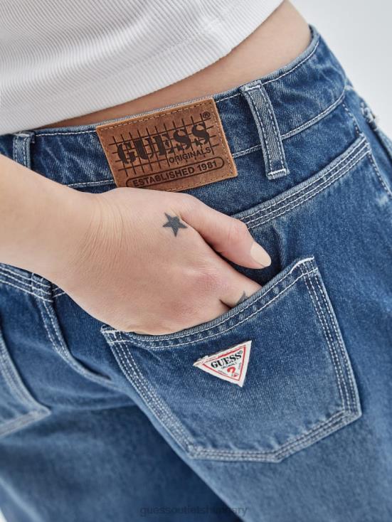 GUESS Go Medium Tameer Wash 8ZX4F166 Originals Kit Boyfriend Shorts