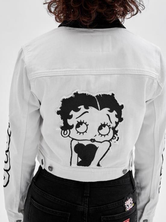GUESS Go Ecru Wash 8ZX4F1837 Originals x Betty Boop Cropped Denim Jacket